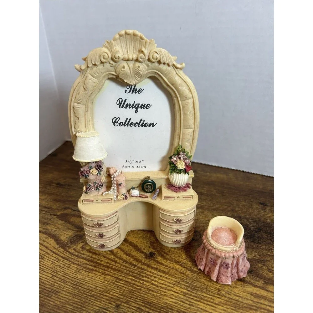 Vintage Victorian Vanity Dressing Table Photo Frame Miniature Decor Pink Floral